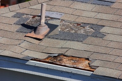 Roof Repair in Hockley Mine, Texas